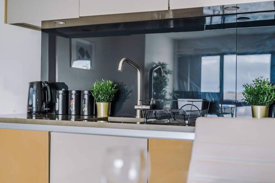 Apartment | 1 bedroom, iron/ironing board