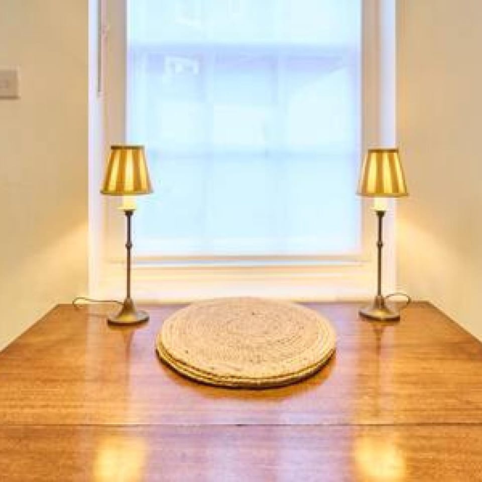 House | 2 bedrooms, iron/ironing board