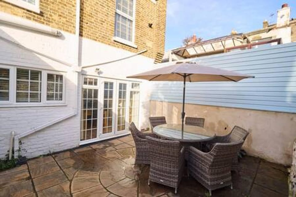 House | 3 bedrooms, Internet
