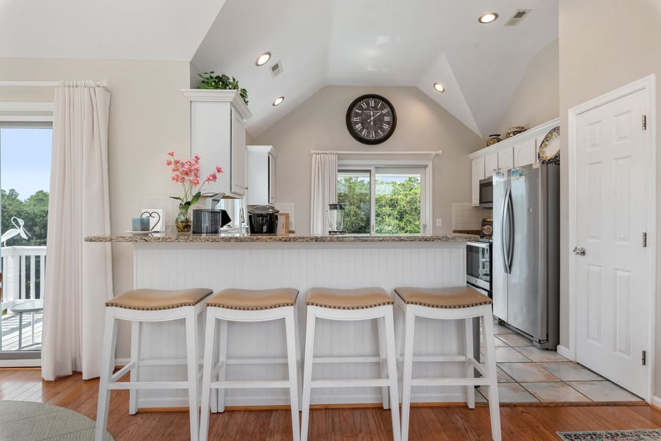 CC261: Heron Haven | Top Level Kitchen