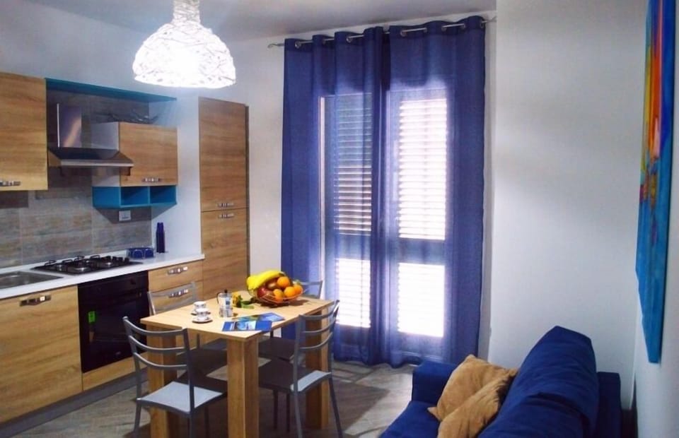 Apartment, 1 Bedroom, Balcony (Via P. Calvi, n°35) | Private kitchen
