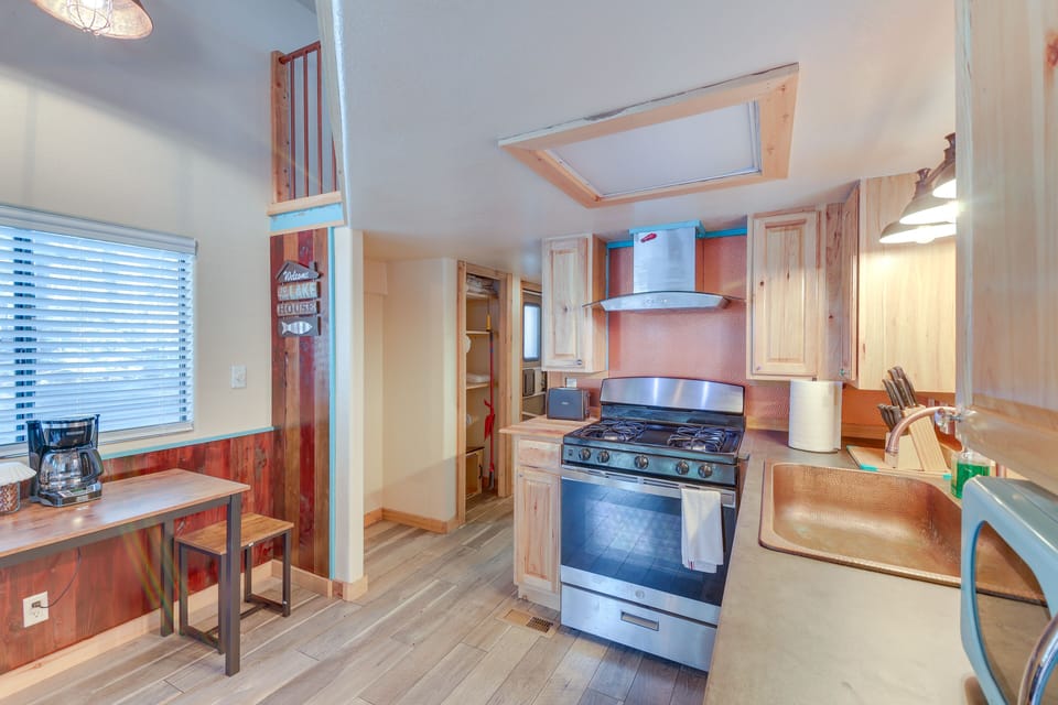 Kitchenette | 1st Floor | Drip Coffee Maker | Cooking Basics | Toaster