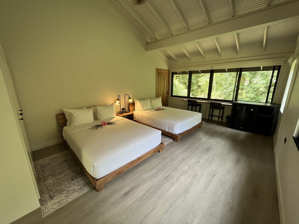 Quadruple Room | In-room safe, iron/ironing board, WiFi (free)