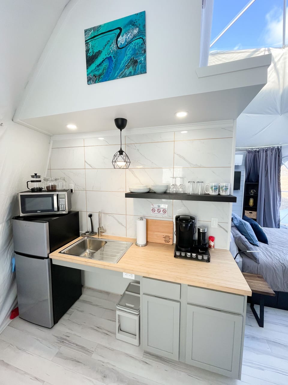 Private kitchenette