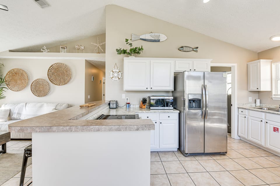 Kitchen | Dishwasher | Drip Coffee Maker | Toaster