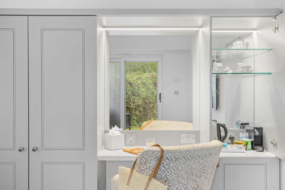 Wardrobe and mirror - Cottage Suite 2, Kentisbury Grange