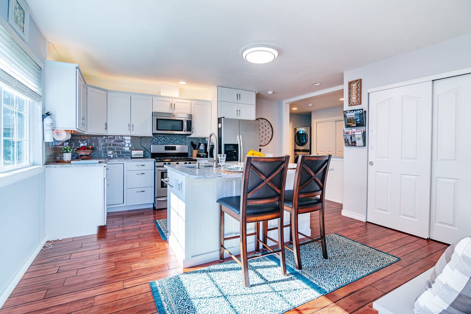 Fully-furnished Kitchen with everything you need for preparing meals and snacks