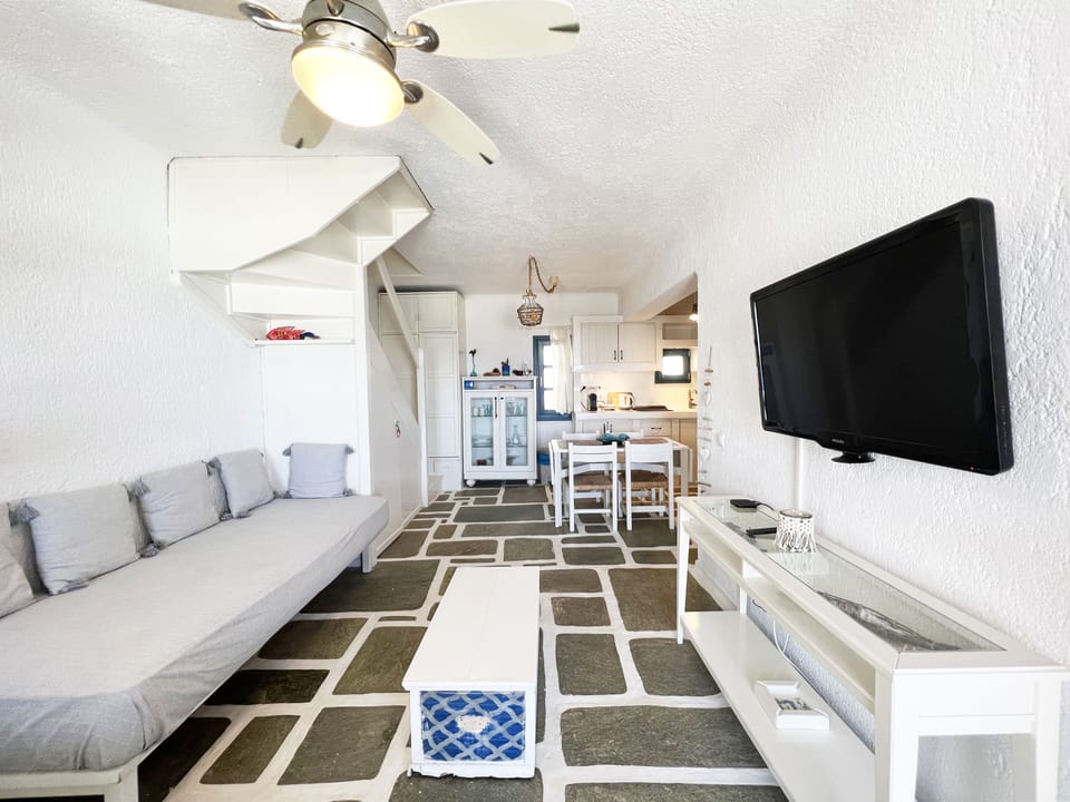 Luxury House, Sea View | Living area