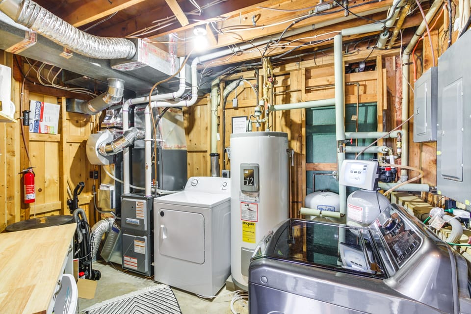 Washer & Dryer | Lower Level