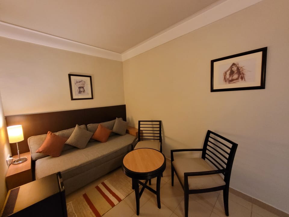 Junior Suite, 1 Bedroom | Blackout drapes, free WiFi, bed sheets