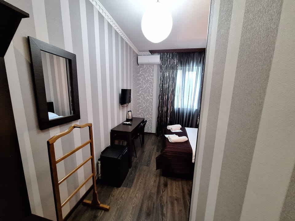 Standard Twin Room | Soundproofing, free WiFi