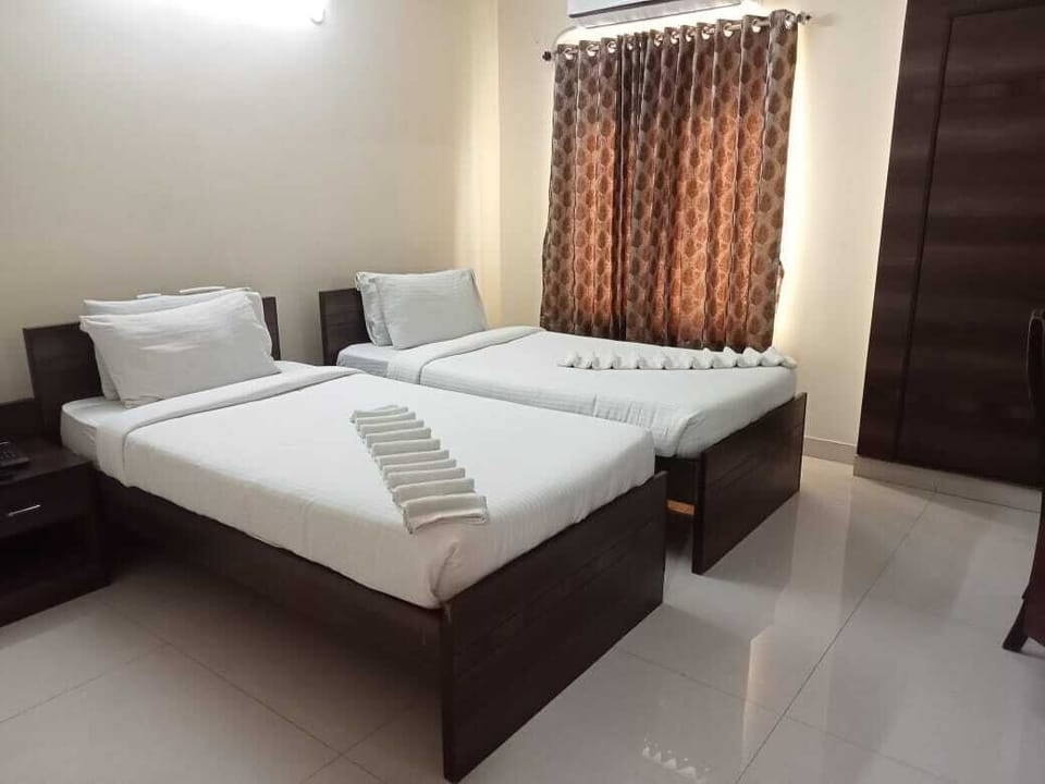 Exclusive Room | Desk, free WiFi