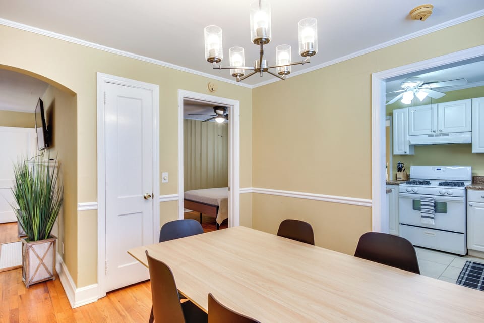 House (4 Bedrooms) | Interior