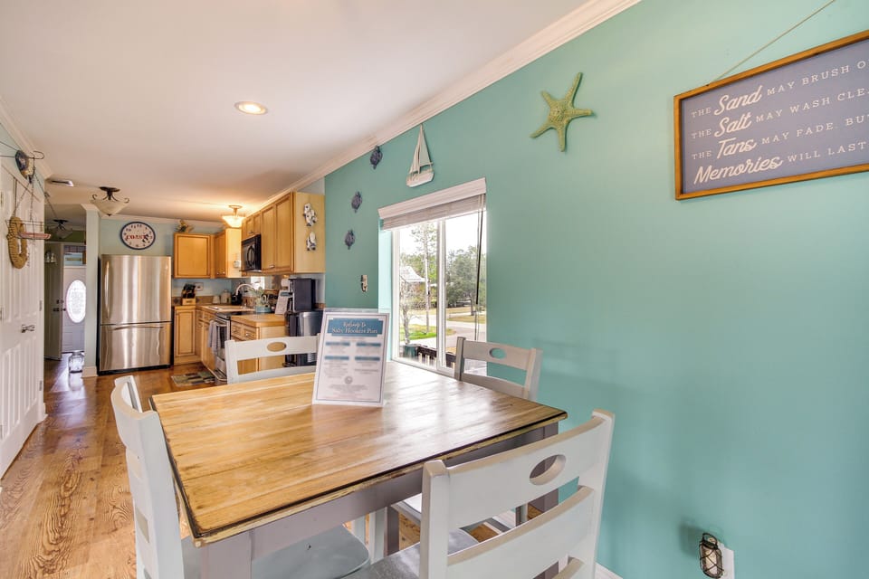 House (2 Bedrooms) | Interior