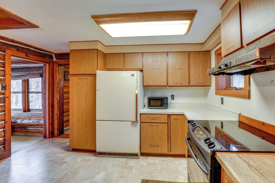 House (3 Bedrooms) | Interior