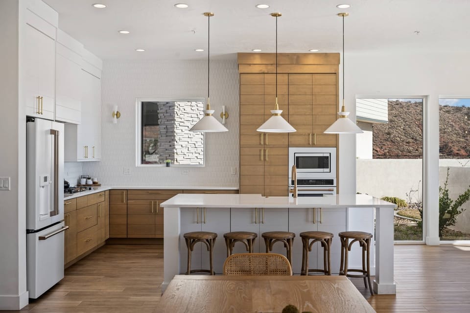 House, Multiple Bedrooms | Private kitchen | Fridge, oven, coffee/tea maker, toaster