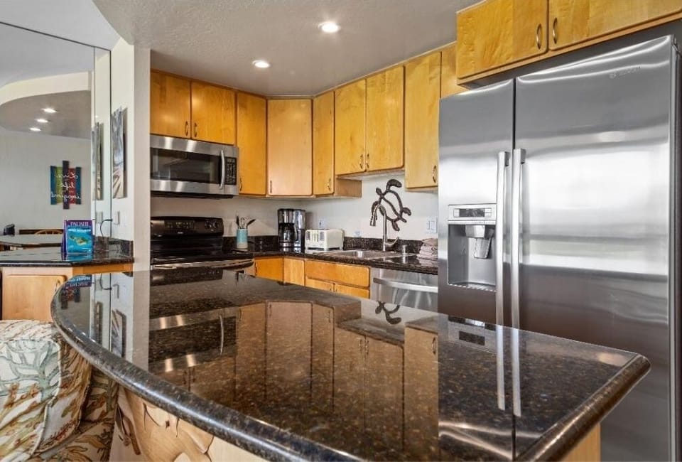 Condo, 1 Bedroom | Private kitchen | Coffee/tea maker, fridge, oven, toaster