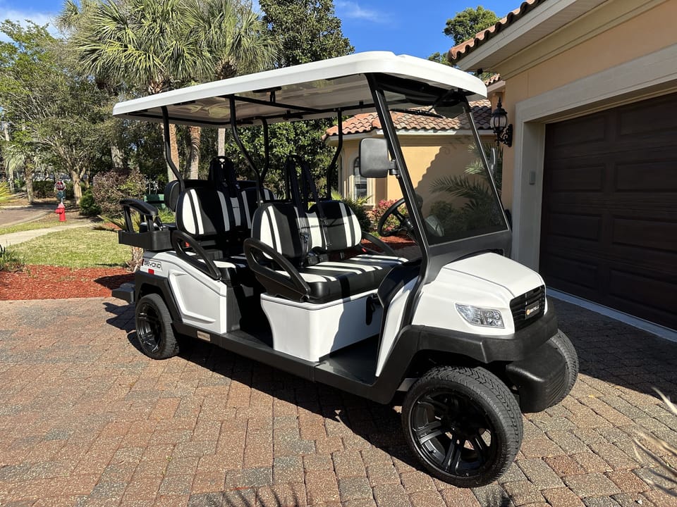 BRAND NEW 6 passenger golf cart