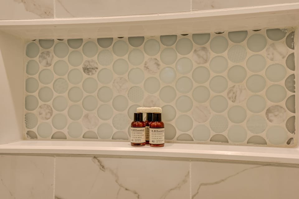 Shampoo, Conditioner, Soap & Body Lotion Provided