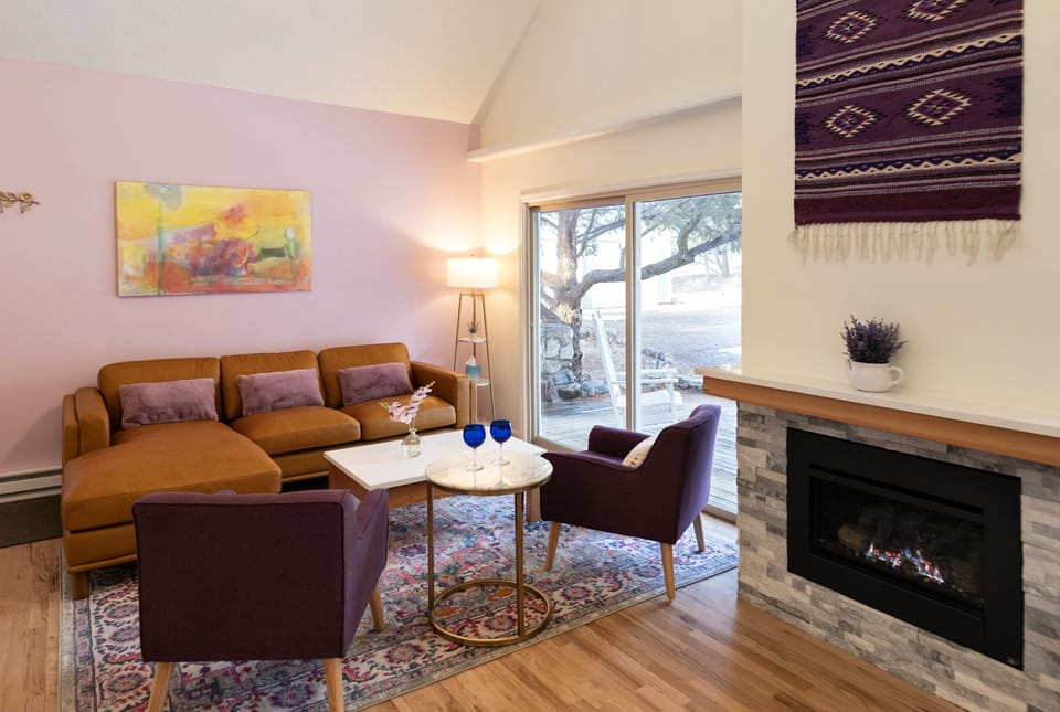 Living room with gas fireplace