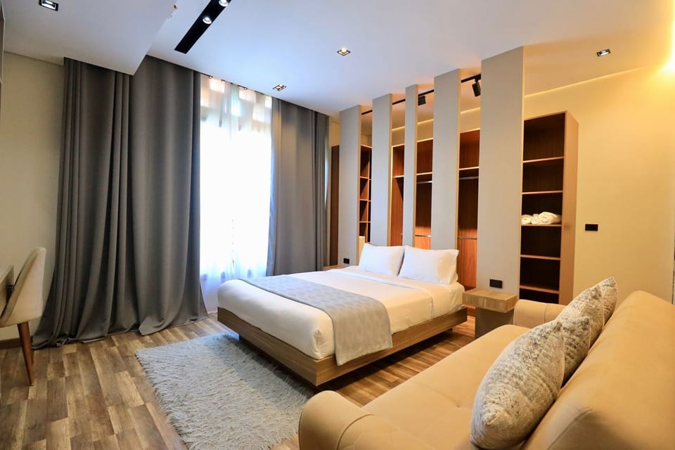 Luxury Studio Suite | Egyptian cotton sheets, premium bedding, down comforters