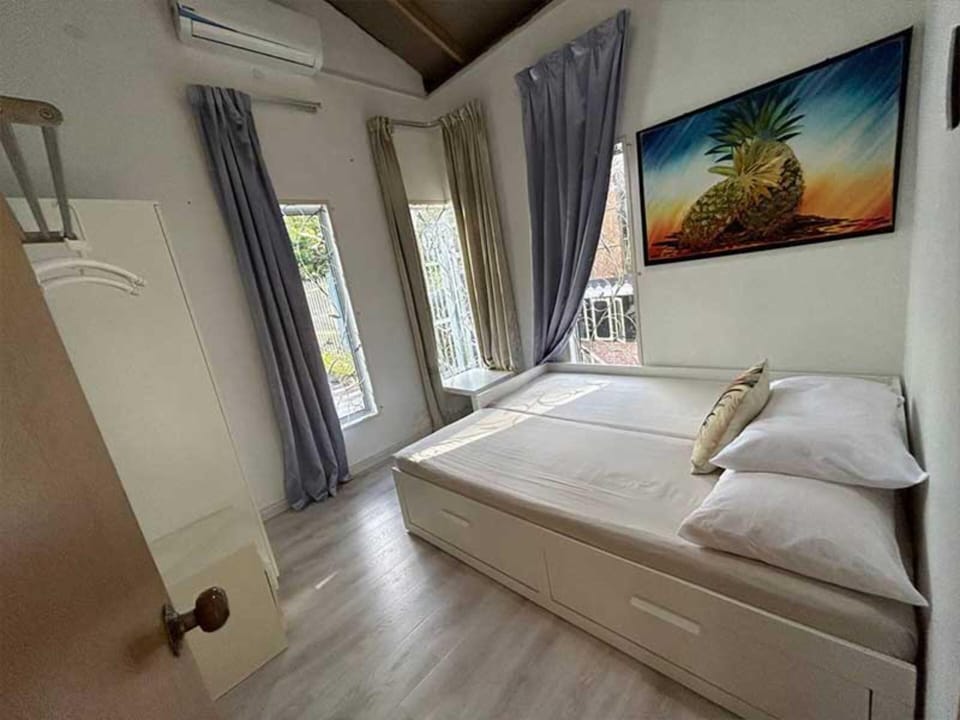 Premium House, Private Bathroom, River View | Soundproofing, bed sheets