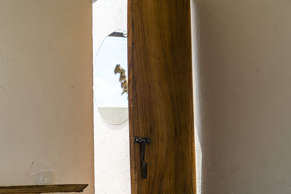 Shower, rainfall showerhead, towels