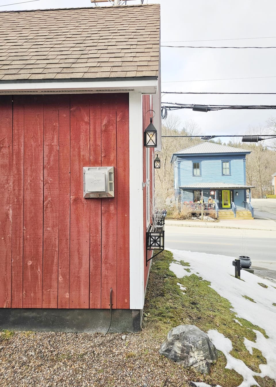 Proximity to main street is amazing!! Walking distance to everything!