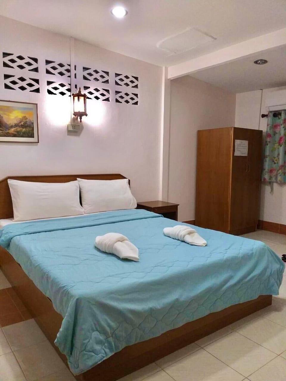 Standard Room | 1 bedroom, desk