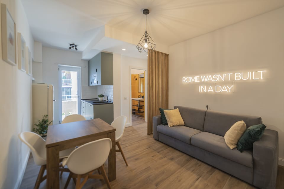 Comfort Condo | Living area