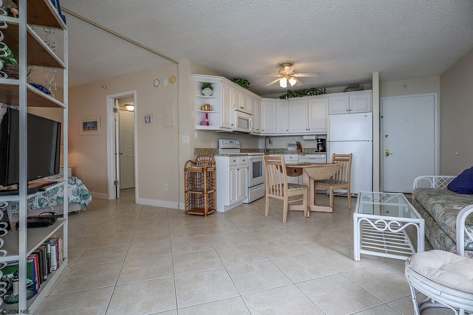 Estero Beach And Tennis Club 804A