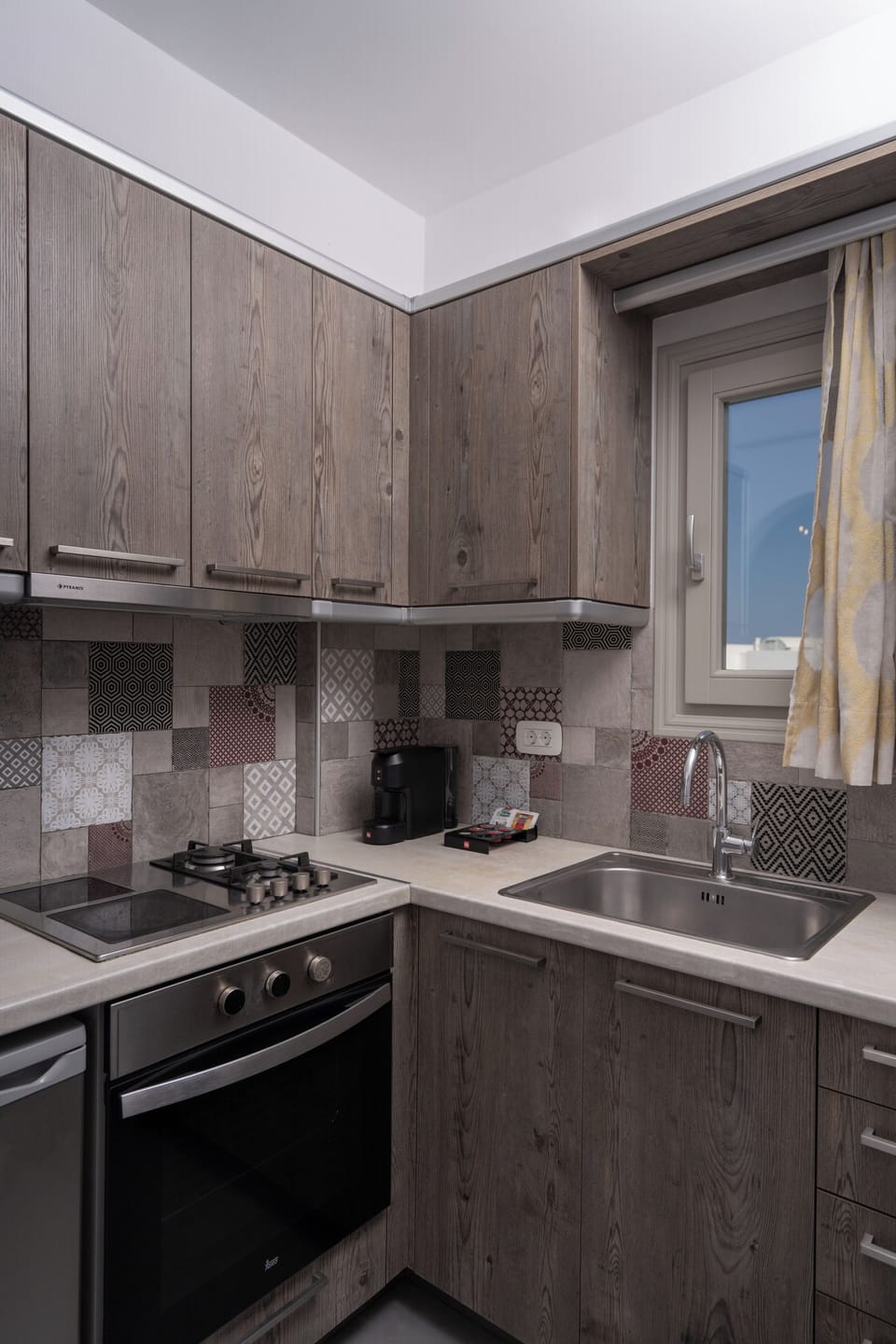 Signature Suite with Balcony & Hot Tub | Private kitchen | Fridge, coffee grinder