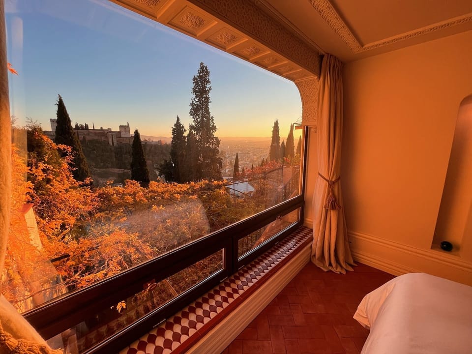 Deluxe Double Room, Sauna | Free minibar items, in-room safe, individually decorated