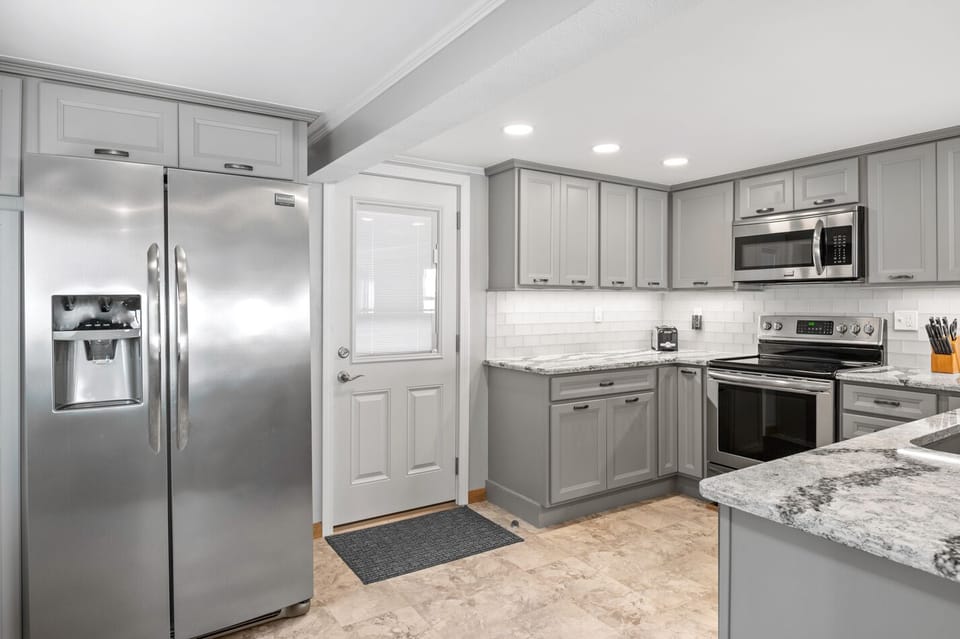 Nice new Stainless steel appliances