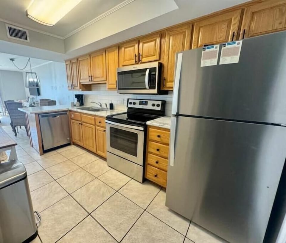 Fully stocked kitchen