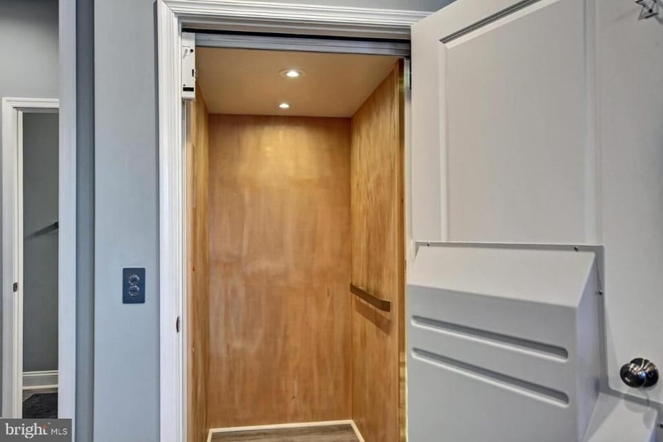 Elevator