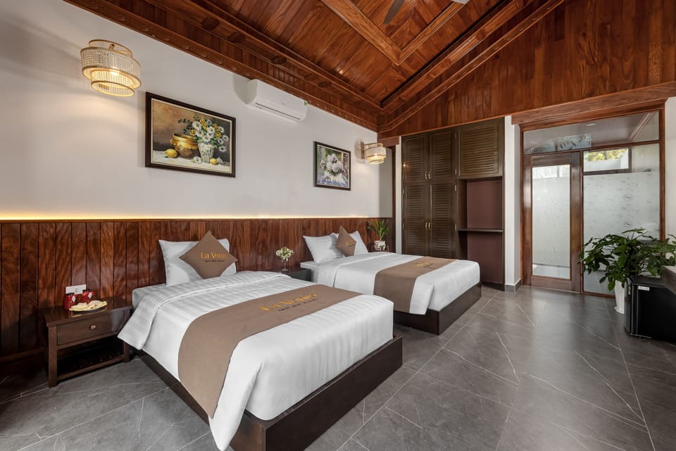 Deluxe Triple Room, Bathtub | View from room