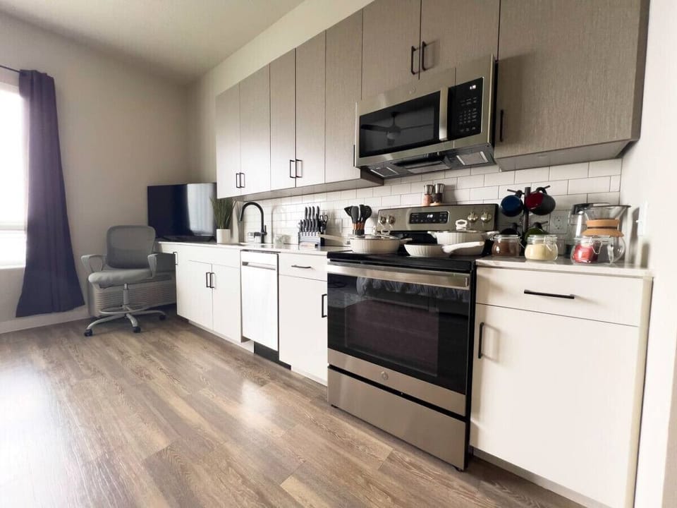 Cozy and Fully-Equipped Kitchen: Perfect for Culinary Adventures! #CloudStays