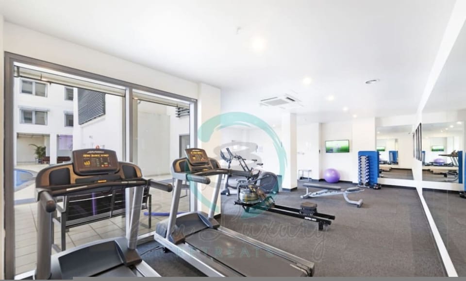 Seaview Haven Ocean Vistas Gym Pool Parking Apartment in Darwin