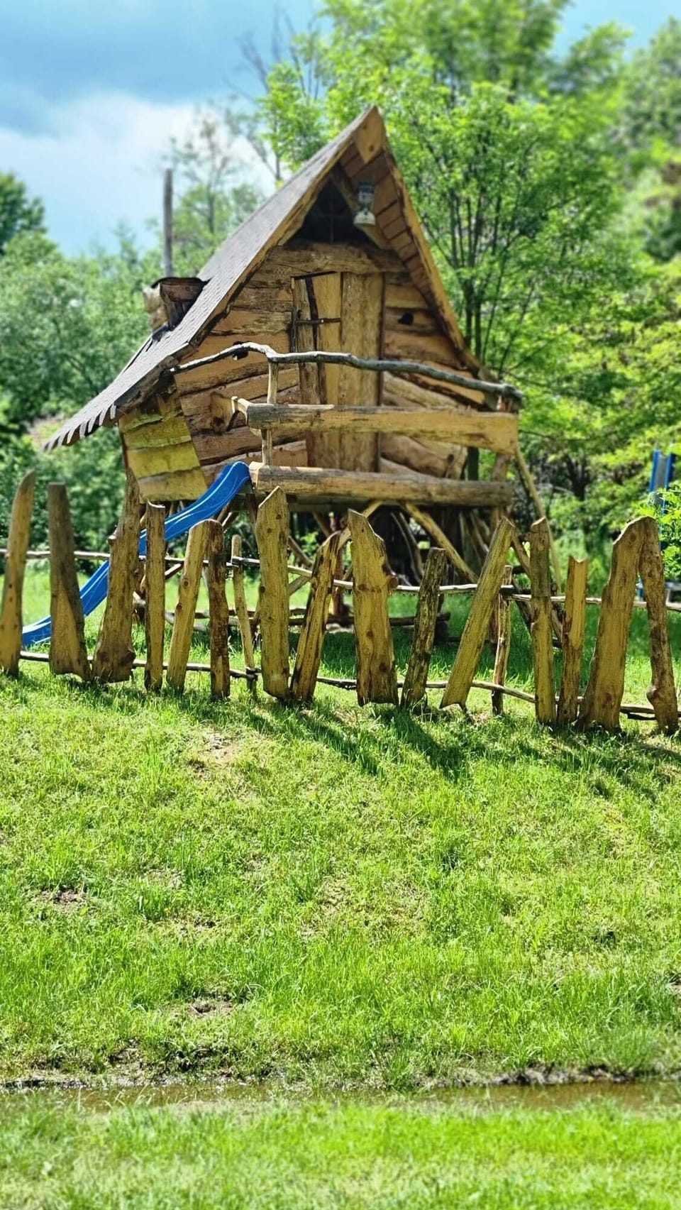 Children's play area - outdoor