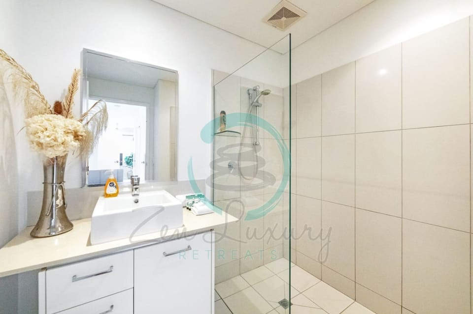 Zen Skytower Harbourview -exclusive 3br Family Apt Apartment in Darwin