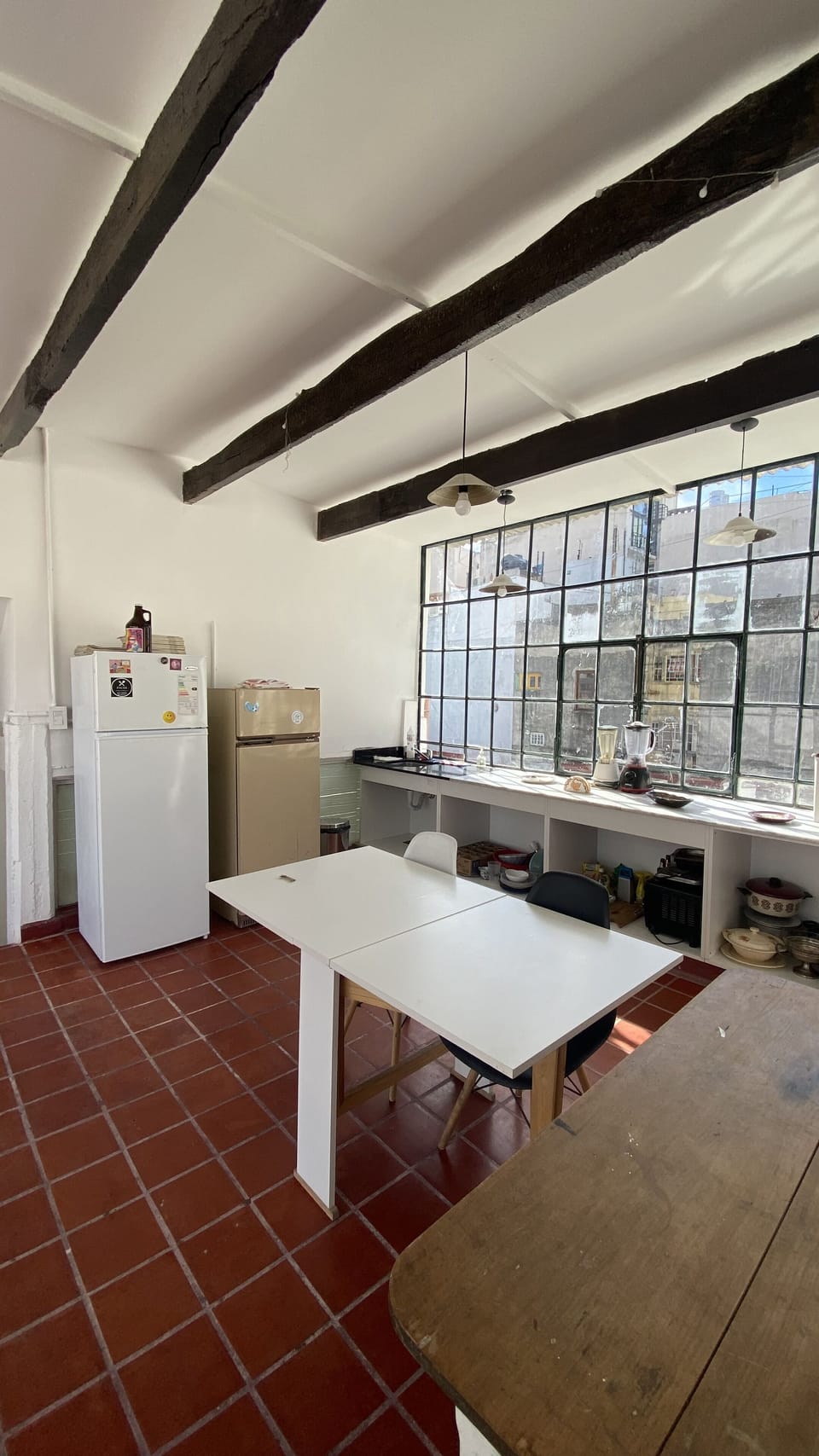 Full-size fridge, oven, toaster, toaster oven