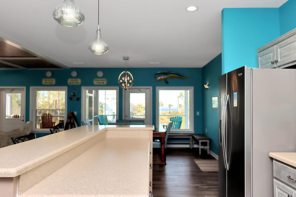 House, Multiple Beds (Dolphin Daze Beach House) | Interior
