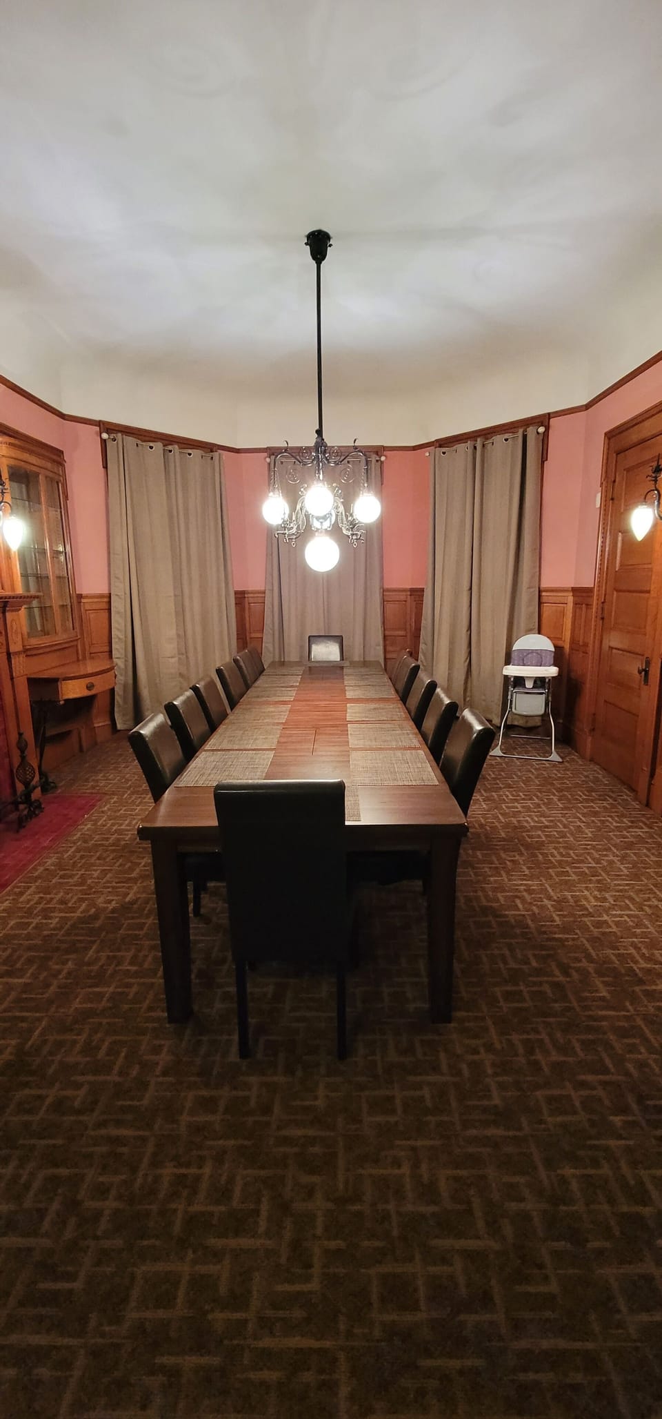 Meeting facility