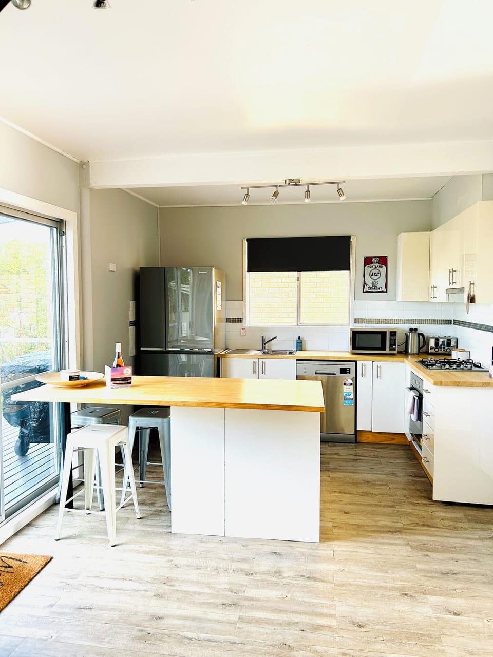 Kitchen (2)