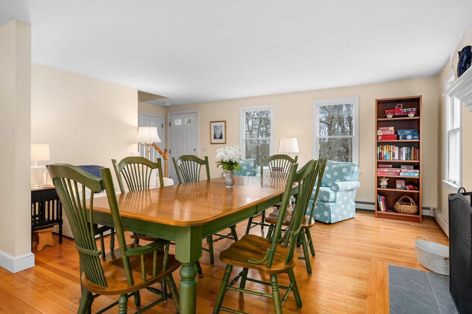 Dining for ten (some chairs not depicted) and a nearby sunny spot to sit in a chaise and enjoy a cup of coffee in the morning - 853 Route 28 Harwich Port Cape Cod - Sandy Spot