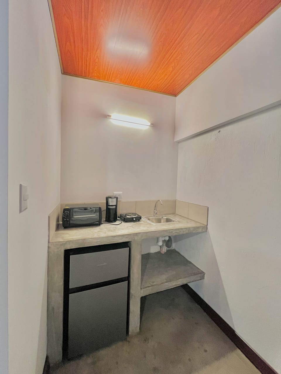 Business Studio Suite | Private kitchen