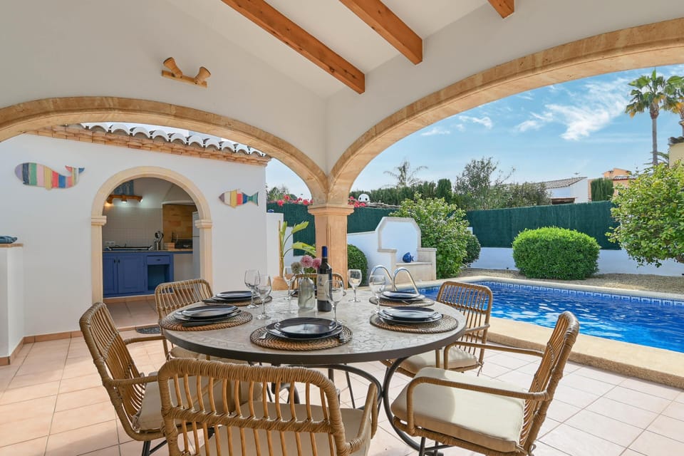 Outdoor dining area