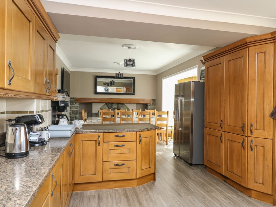 Fridge, dishwasher, electric kettle, toaster