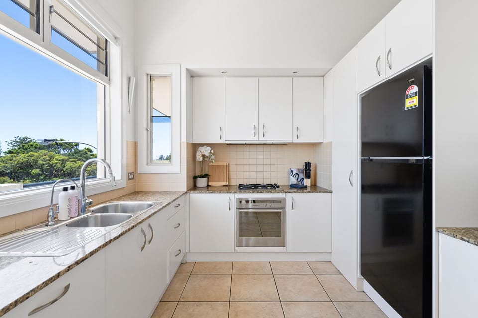 Microwave, Smeg Kettle & Toaster, Nespresso machine. Everything you need for the perfect start to your morning!